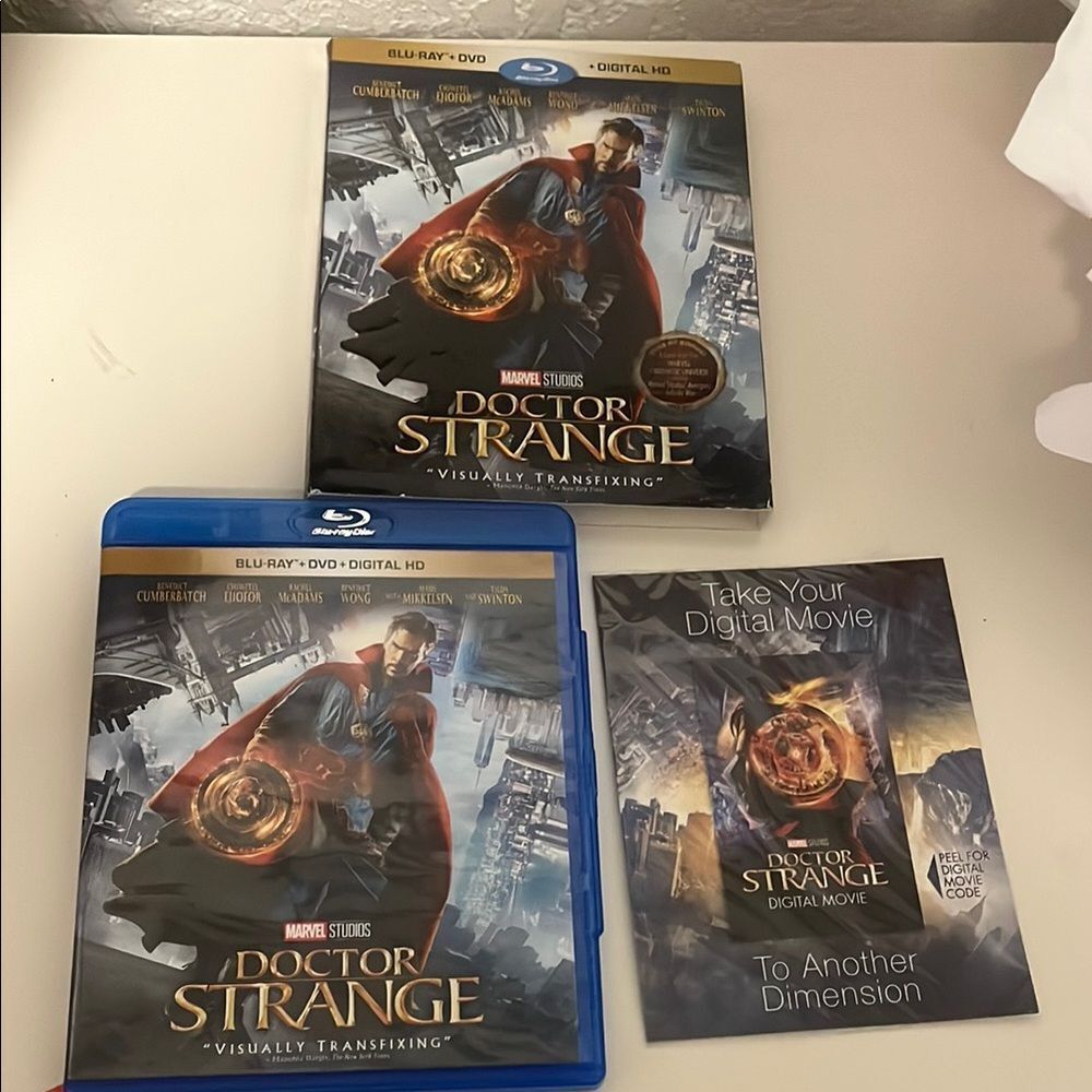 Doctor Strange Blu-ray + DVD Combo | Marvel Studios with Slipcover